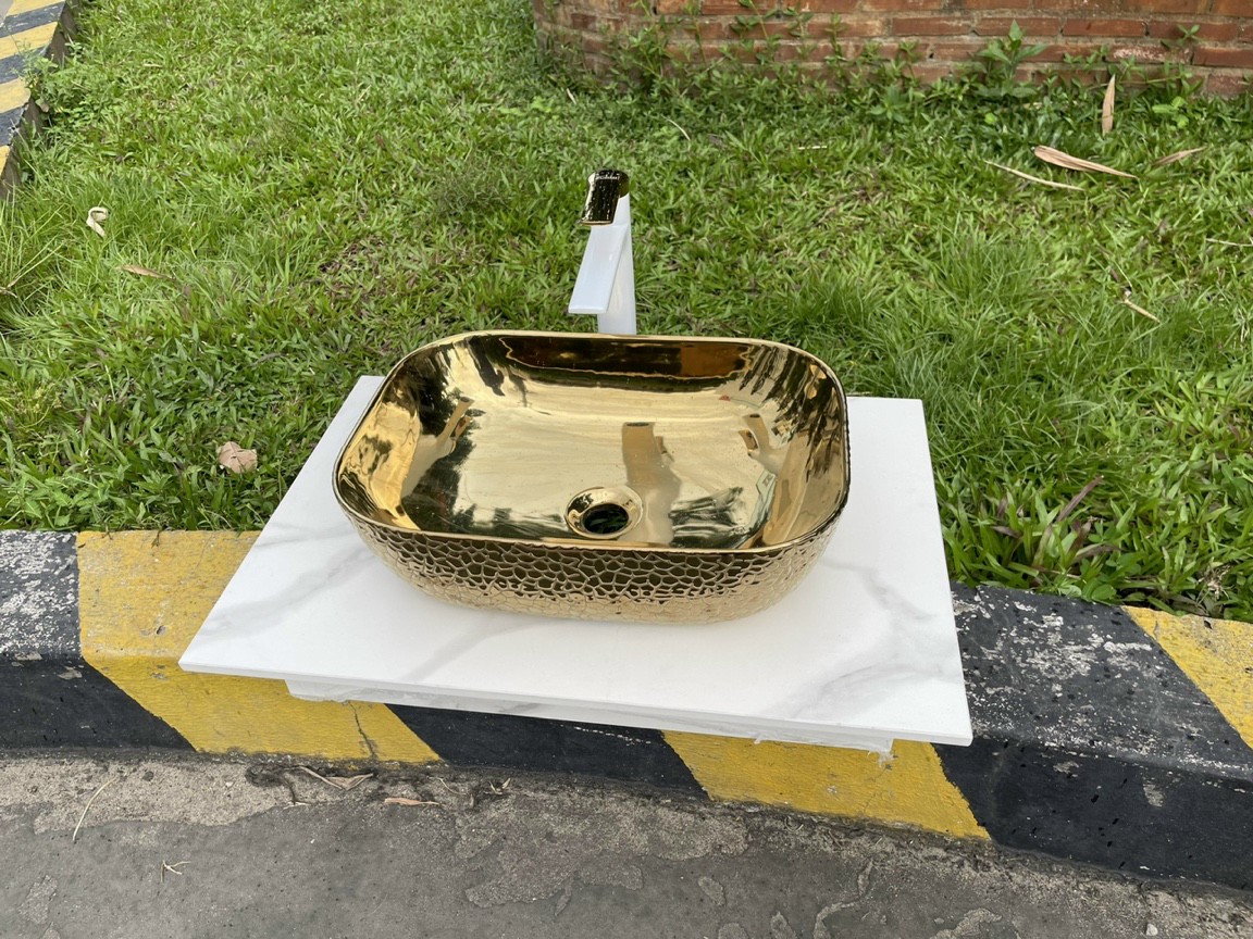 lavabo vuông mạ vàng-lavabo giá sĩ lavabo vuông mạ vàng-lavabo giá sĩ